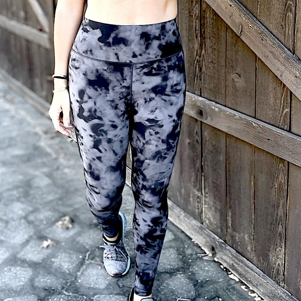 PIXIE LANE Matte Flex Super High Waist Long Legging Black Grey Tie Dye size XS.